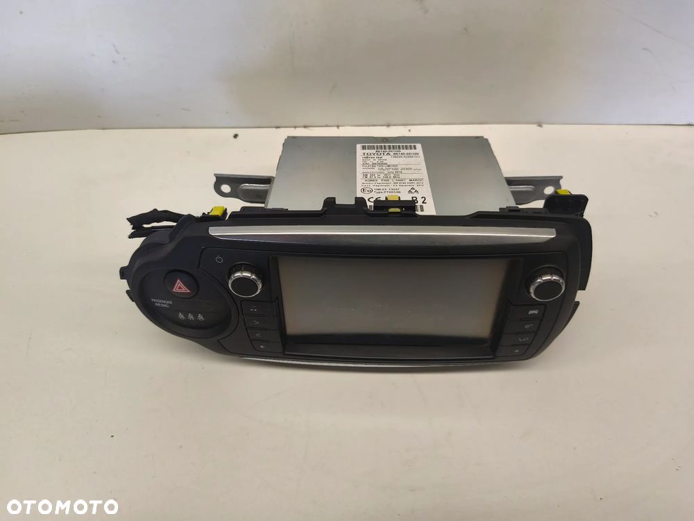 RADIO NAWIGACJA 86140-0D010 TOYOTA YARIS III - 2