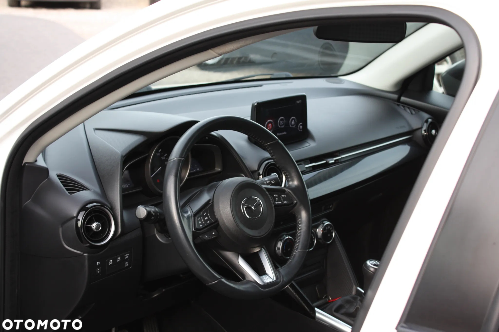 Mazda 2 SKYACTIV-G 75 Center-Line - 6