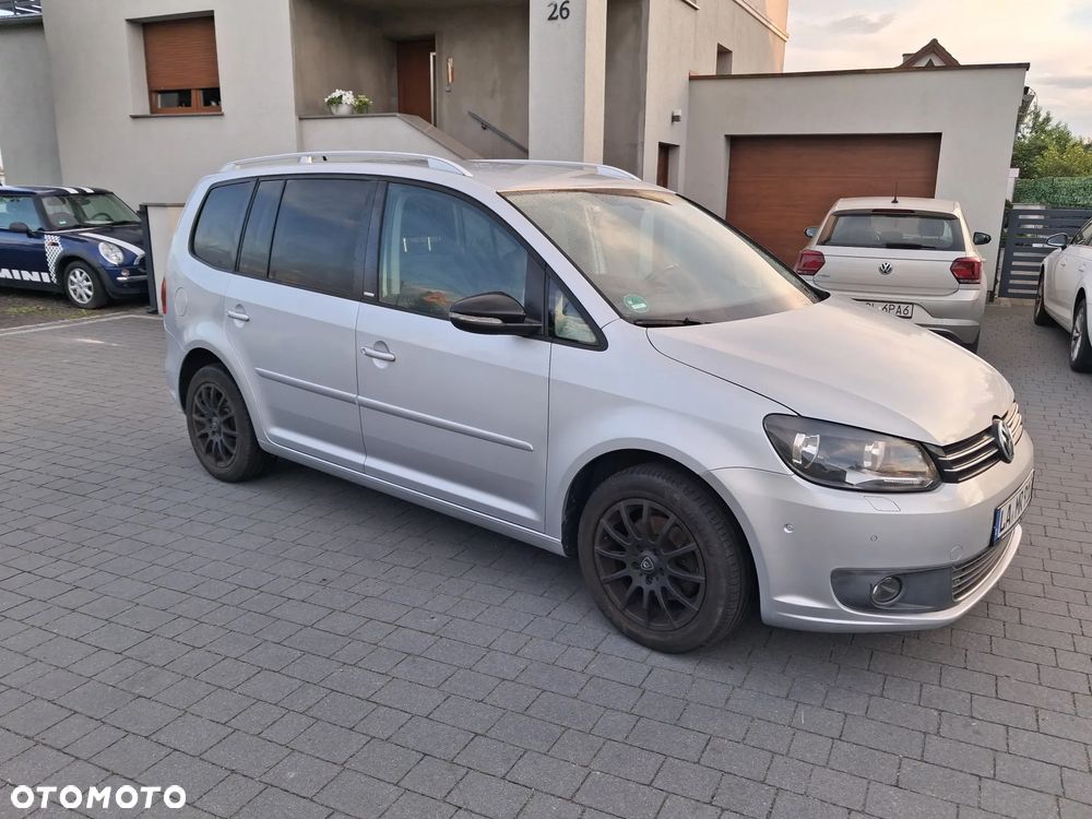 Volkswagen Touran 1.2 TSI STYLE - 6