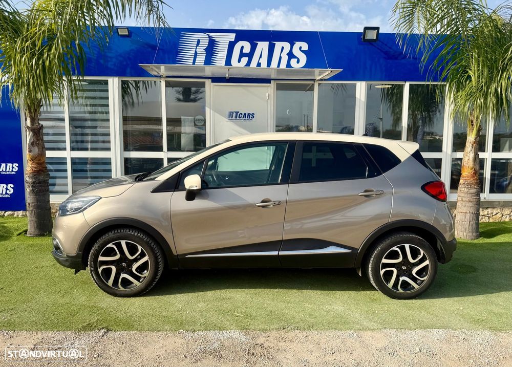 Renault Captur 1.2 TCe Exclusive EDC - 4