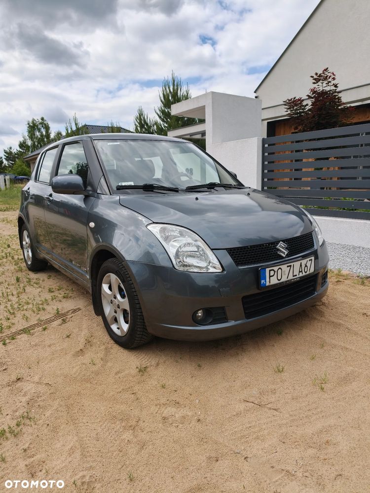 Suzuki Swift 1.3 4x4 Comfort - 2