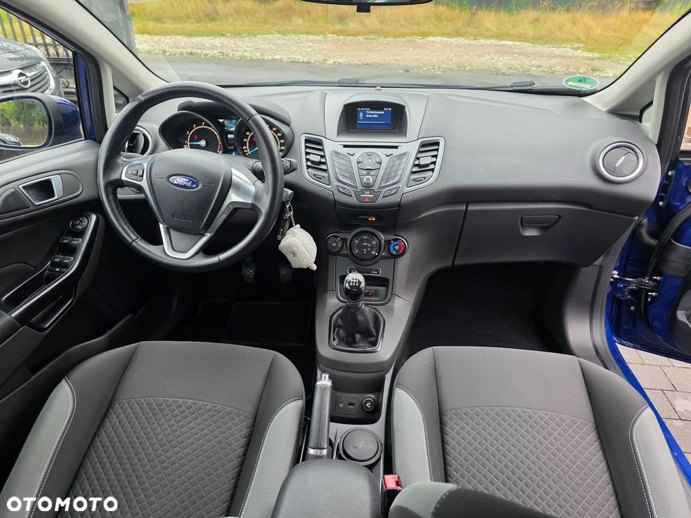 Ford Fiesta 1.0 Platinium X - 13