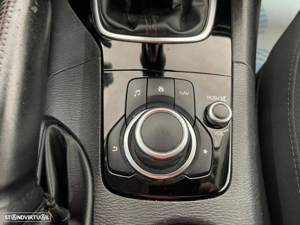 Mazda 3 Hatchback 1.5 Sky-D Evolve HS Navi - 27