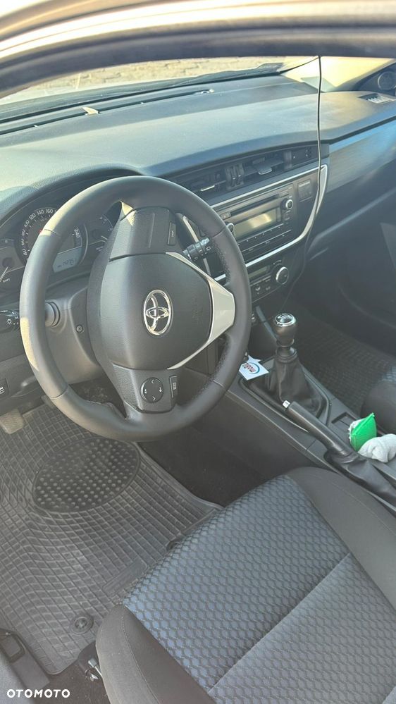 Toyota Auris 1.33 VVT-i Active - 10