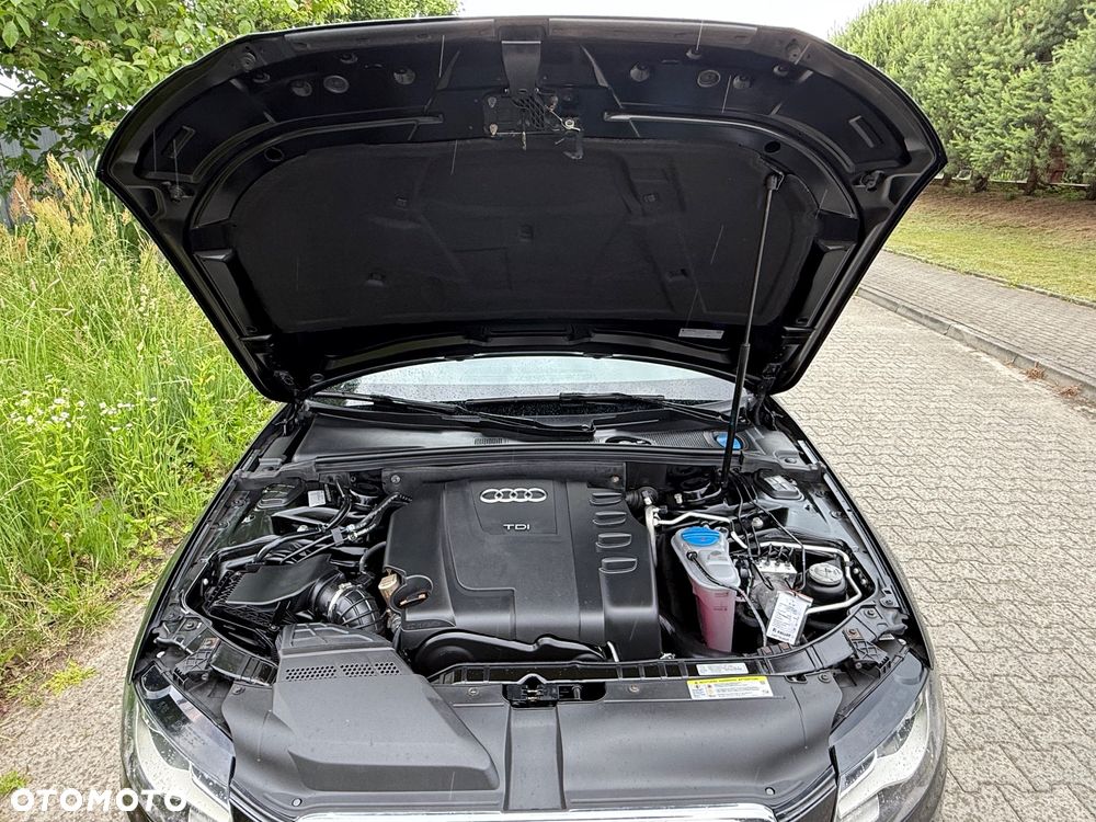 Audi A4 Avant 2.0 TDI DPF S line Sportpaket - 5