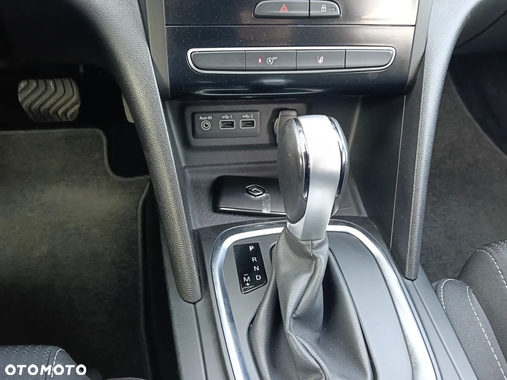 Renault Megane TCe 140 GPF EDC BUSINESS EDITION - 22