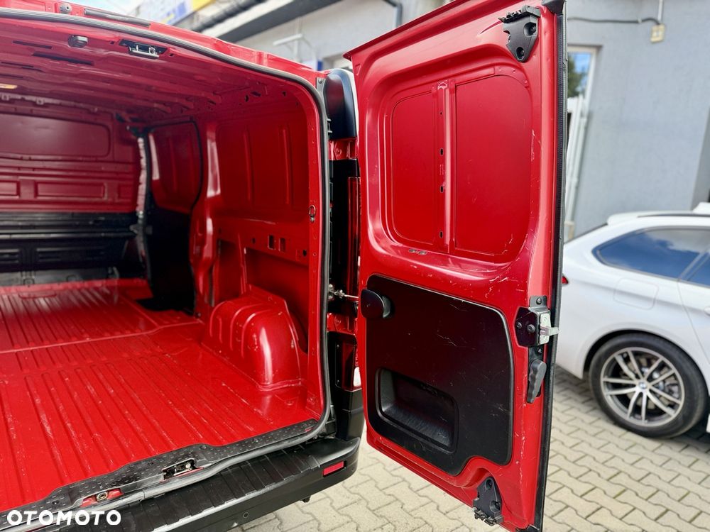 Renault Trafic - 25