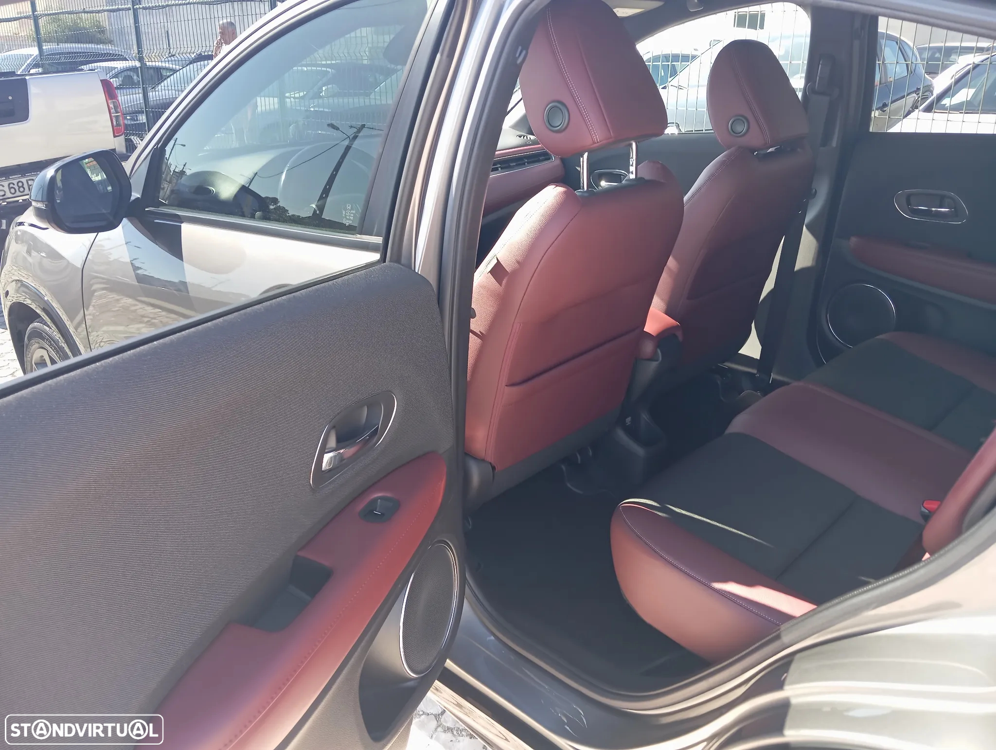 Honda HR-V 1.5 i-VTEC TURBO CVT Sport - 14