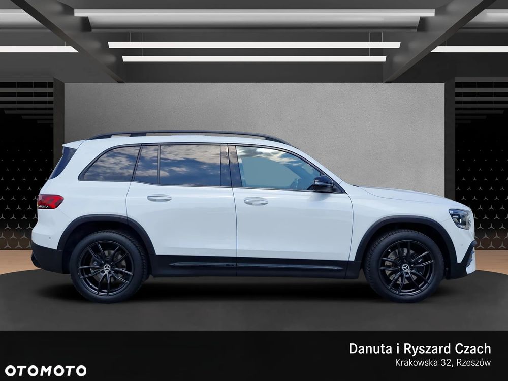 Mercedes-Benz GLB 250 4-Matic 8G-DCT - 6