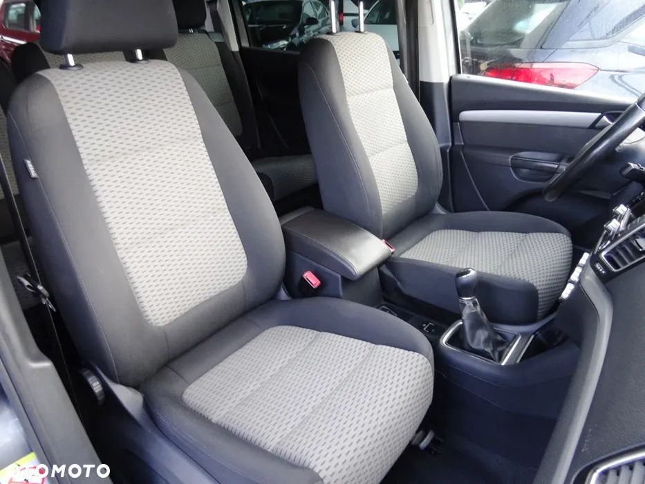 Volkswagen Sharan 2.0 TDI Comfortline - 11