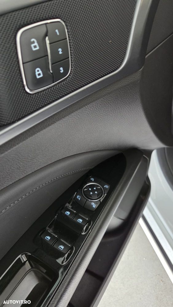 Ford Mondeo 2.0 TDCI PowerShift AWD Titanium - 21