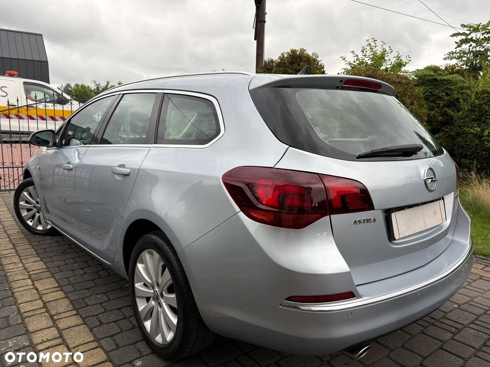 Opel Astra 1.4 Turbo Cosmo - 27