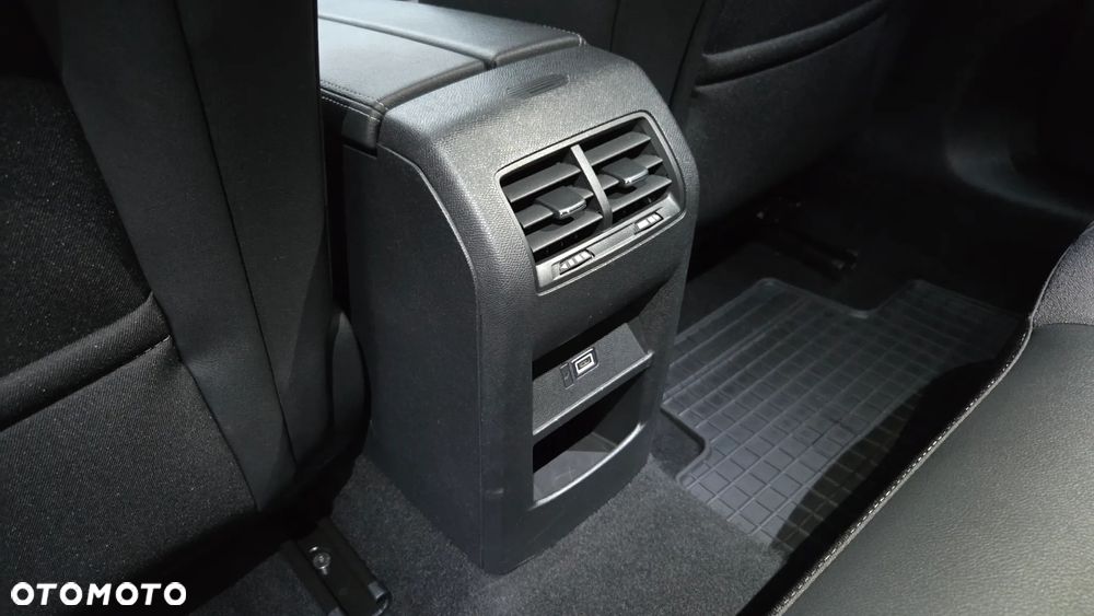 Opel Astra 1.2 T GS Line S&S - 15