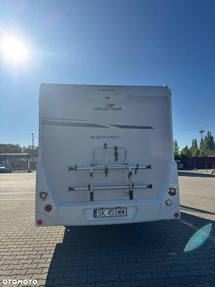 Ford Tranzit - 17