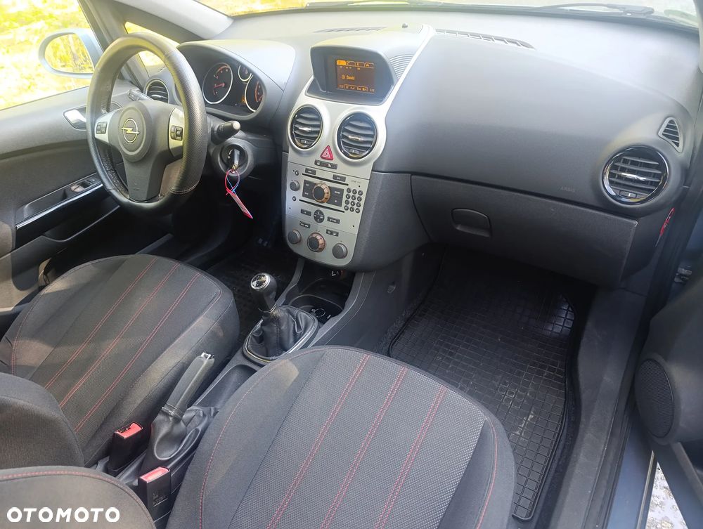 Opel Corsa 1.4 Cosmo - 20