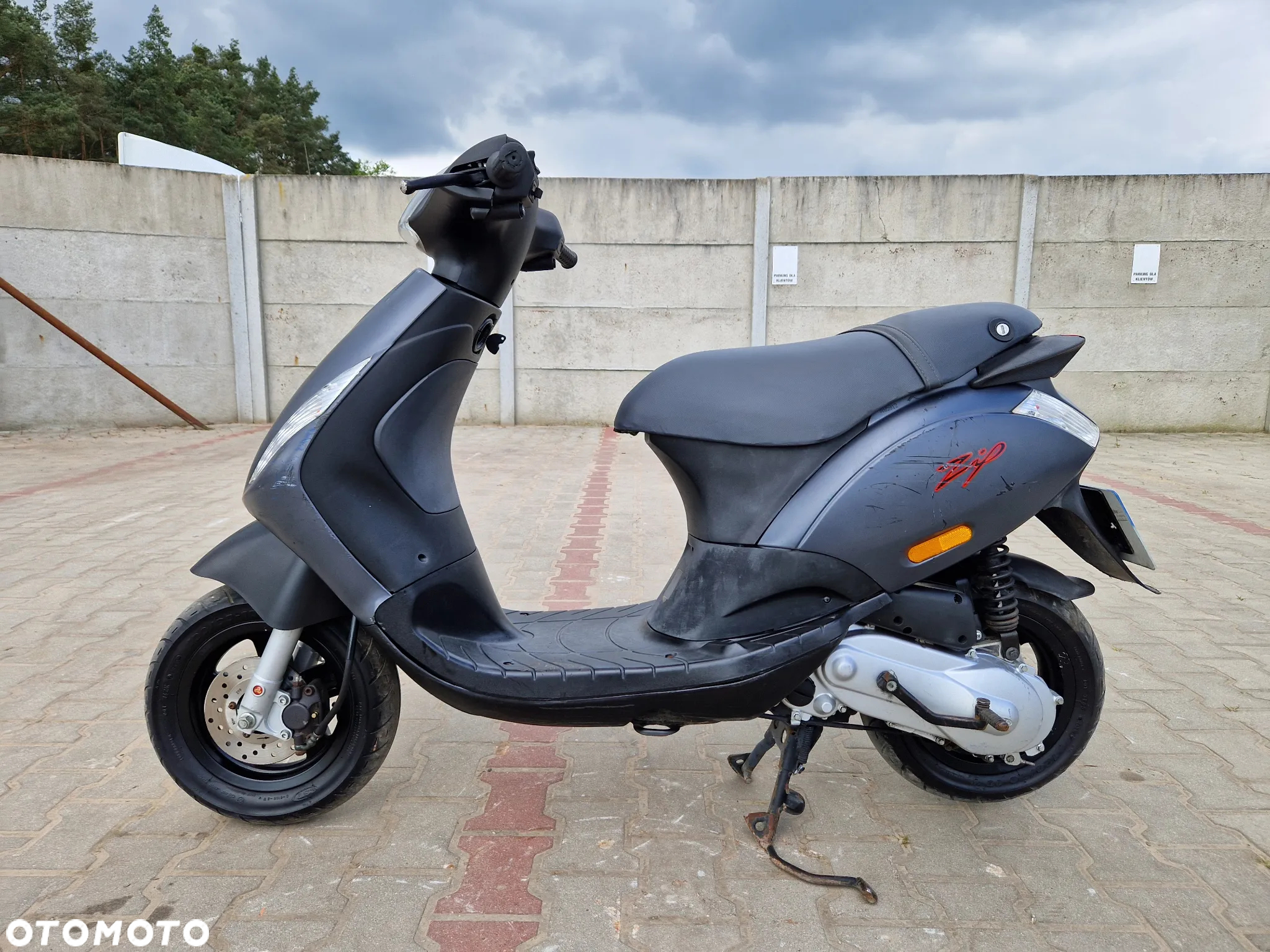 Piaggio ZIP - 4