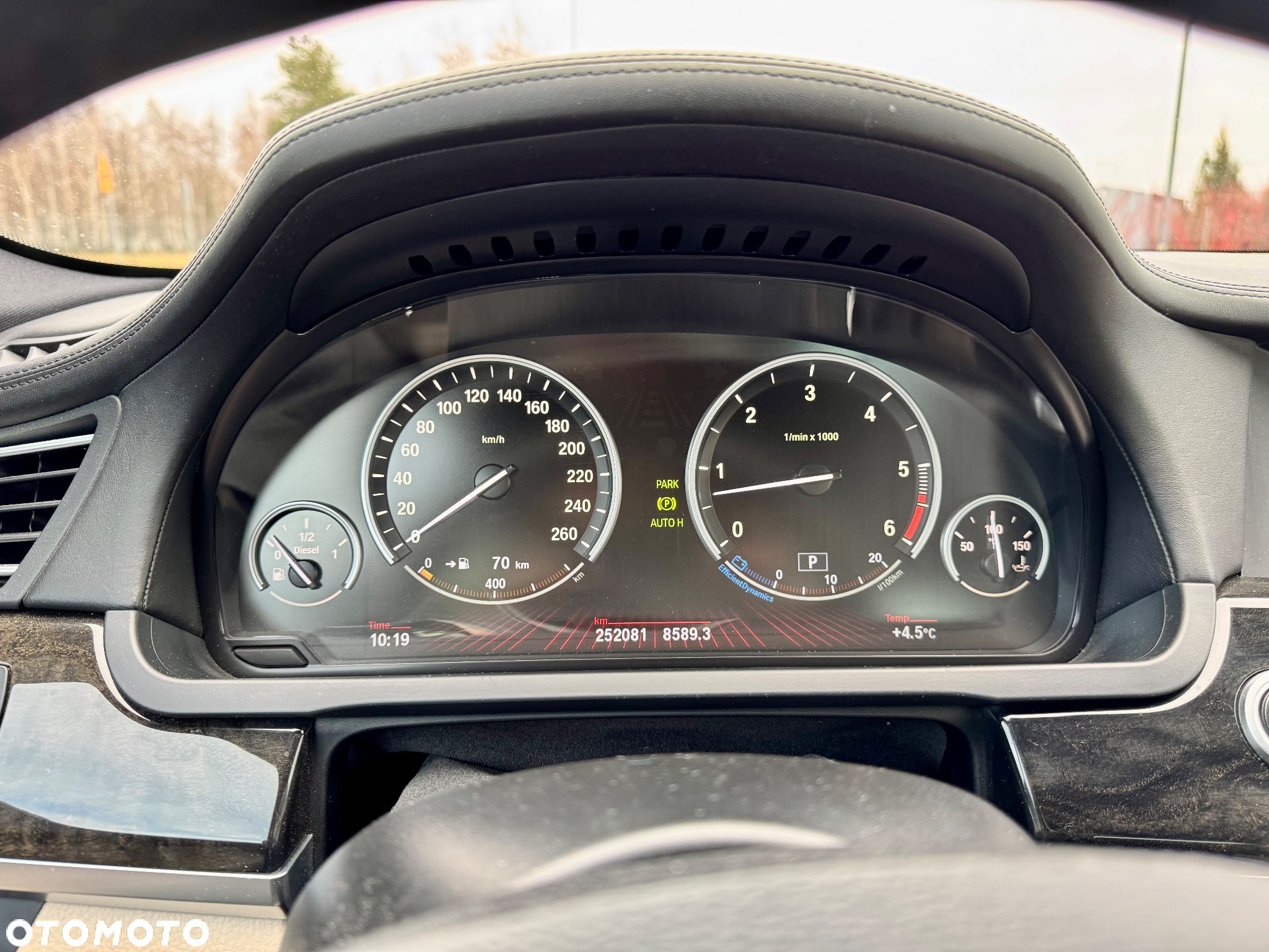 BMW Seria 7 740d xDrive - 9