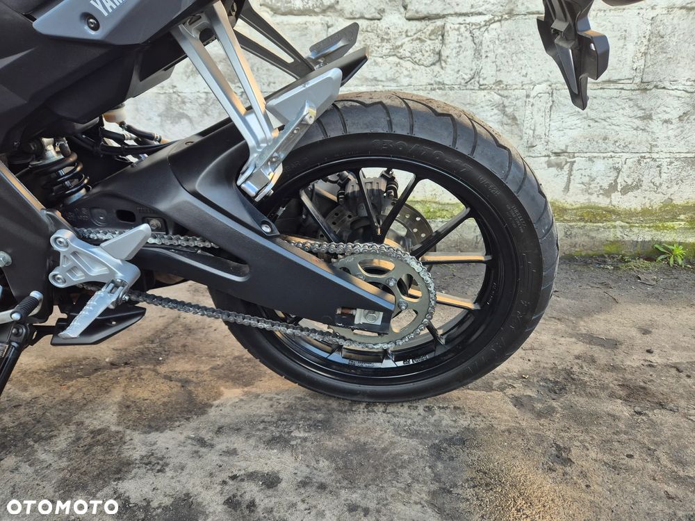Yamaha MT - 16