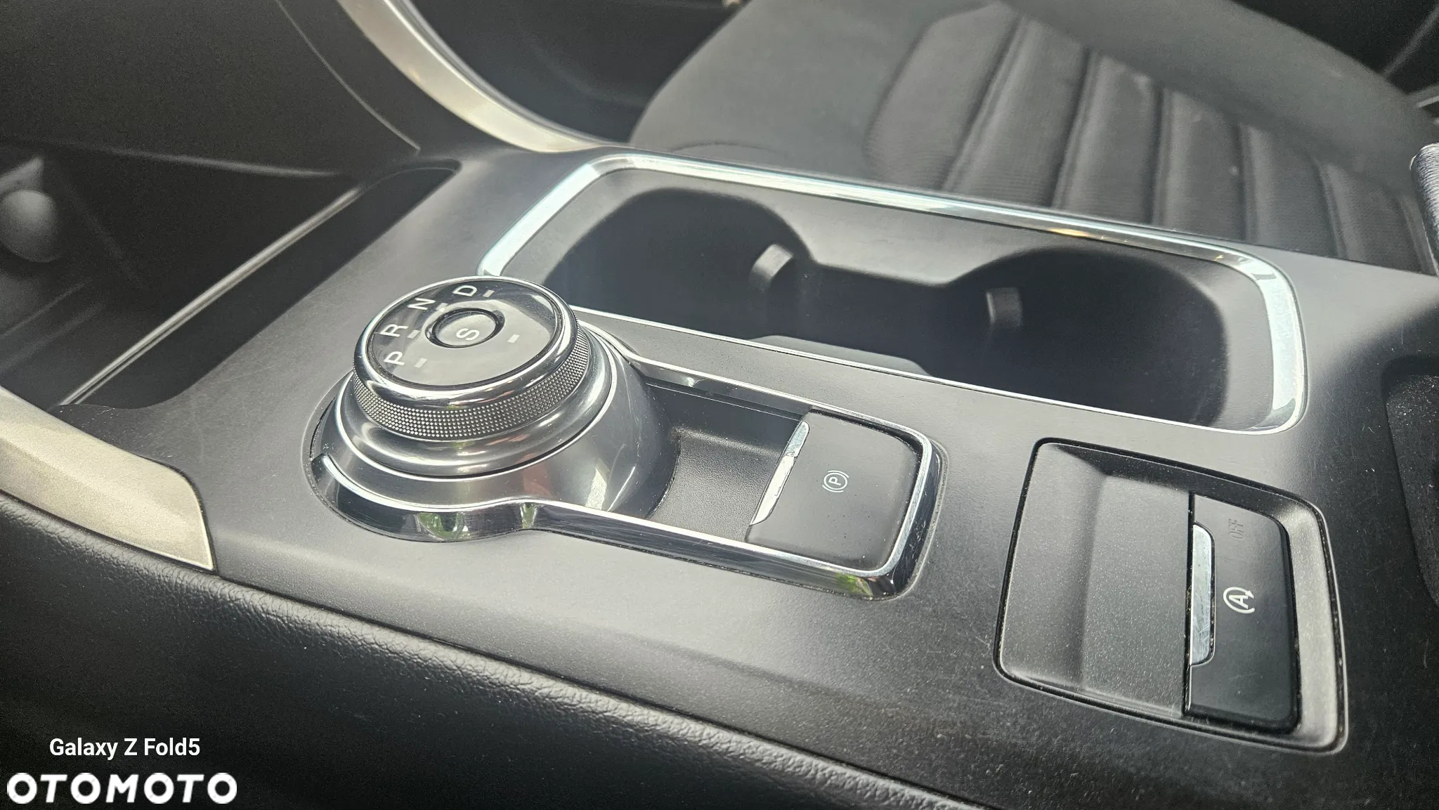 Ford Fusion - 31