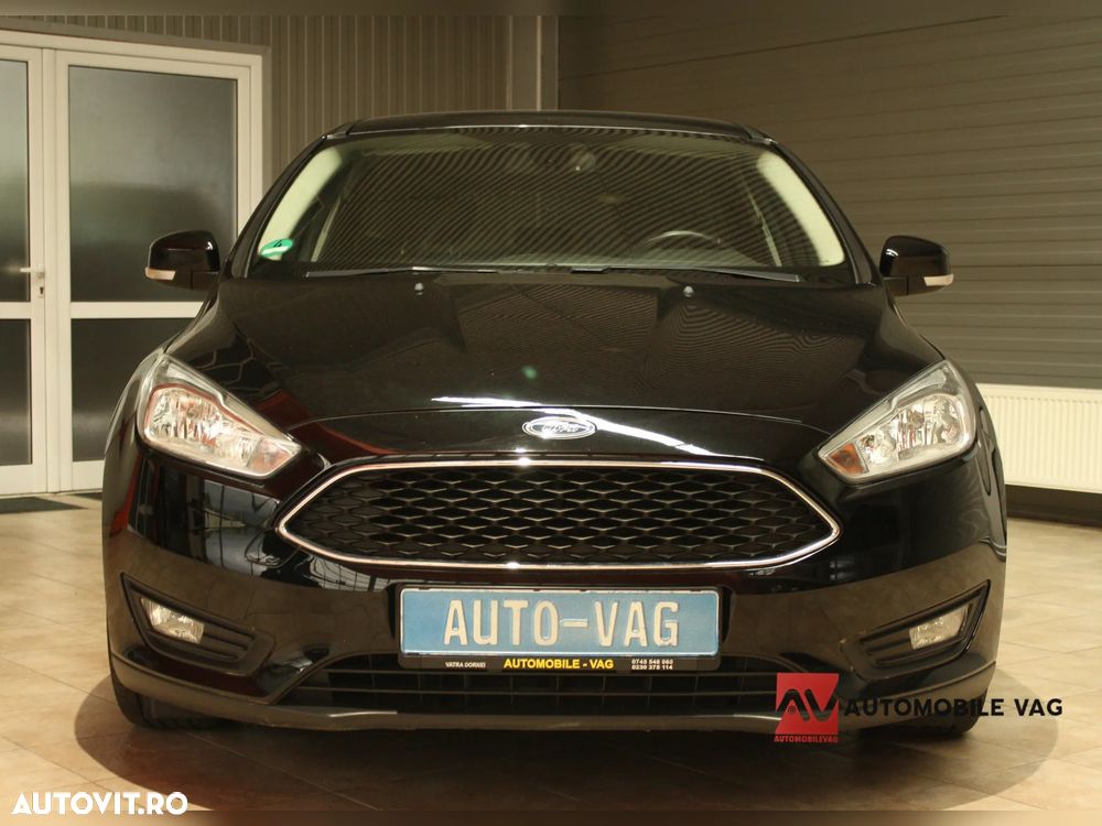 Ford Focus 1.5 TDCi DPF Start-Stopp-System Business - 10
