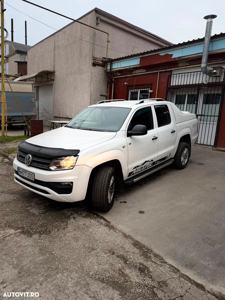 Volkswagen Amarok - 1