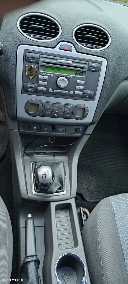 Ford Focus 1.8 TDCi Ambiente - 16