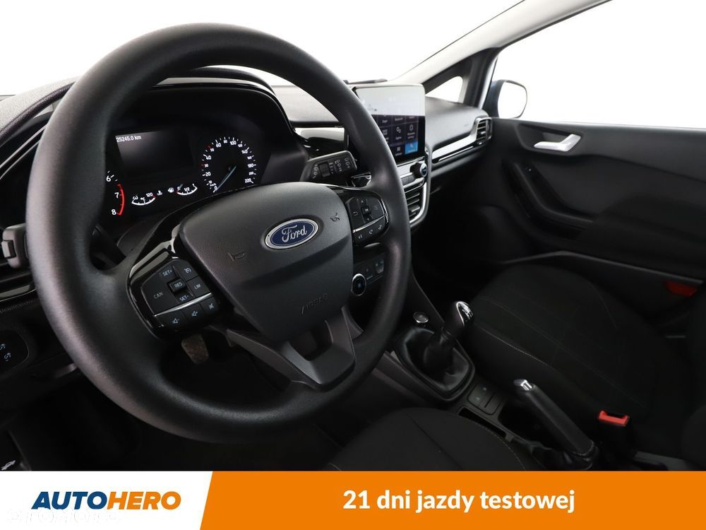 Ford Fiesta - 11