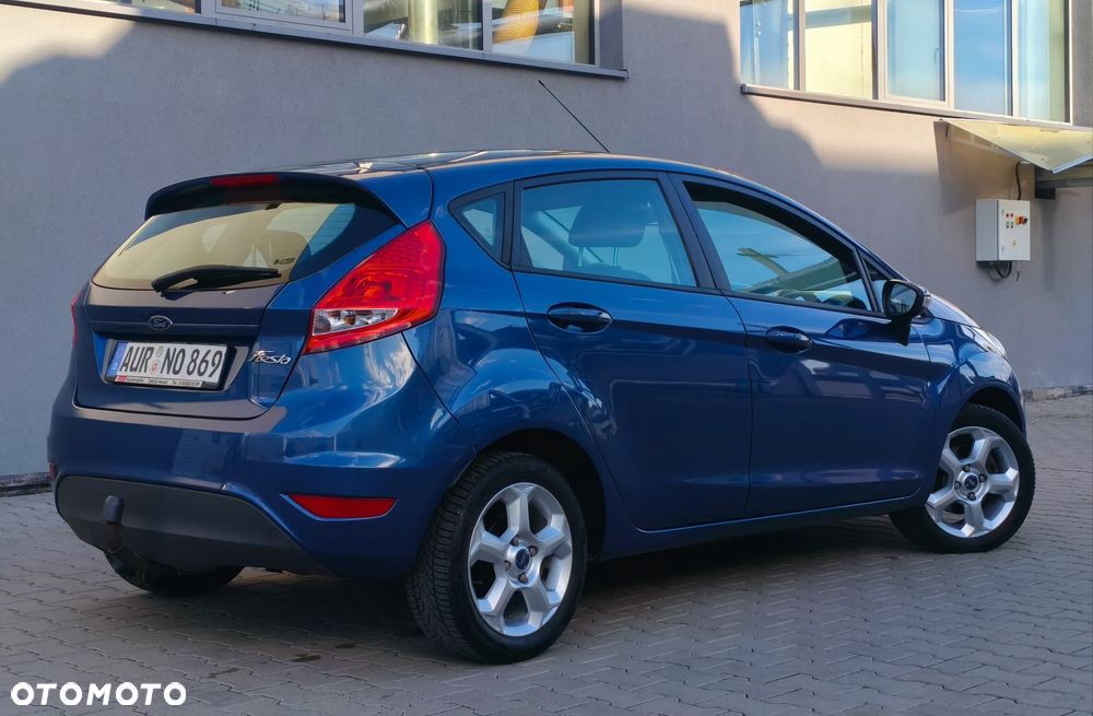 Ford Fiesta 1.25 Celebration - 8