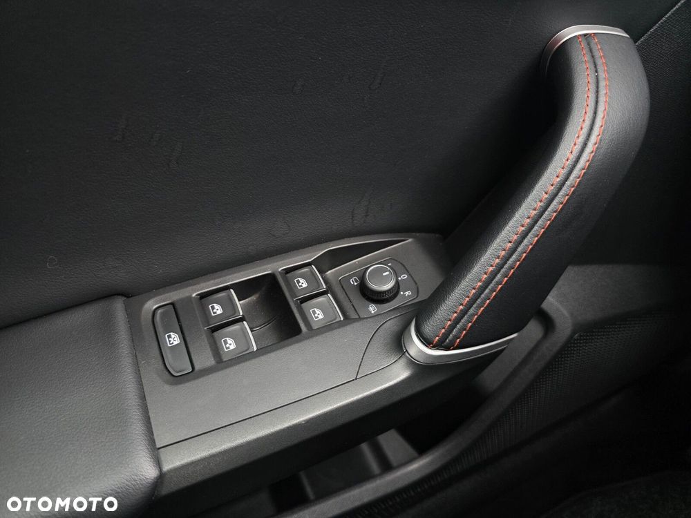 Seat Leon 1.5 eTSI FR DSG - 10