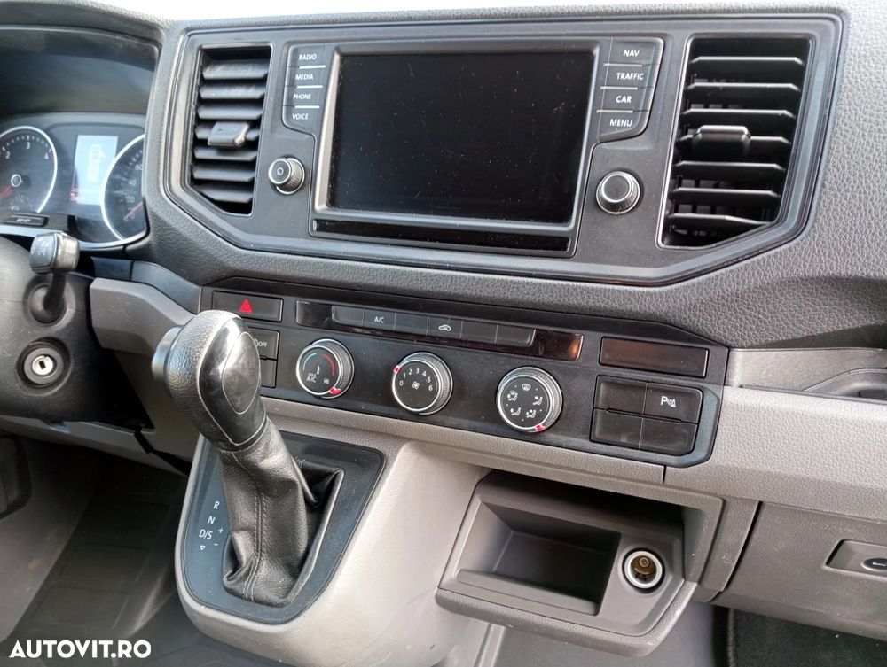 Volkswagen Crafter - 25