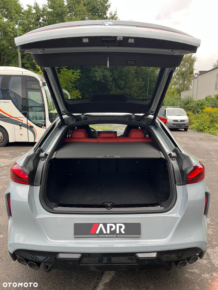 BMW X6M - 8