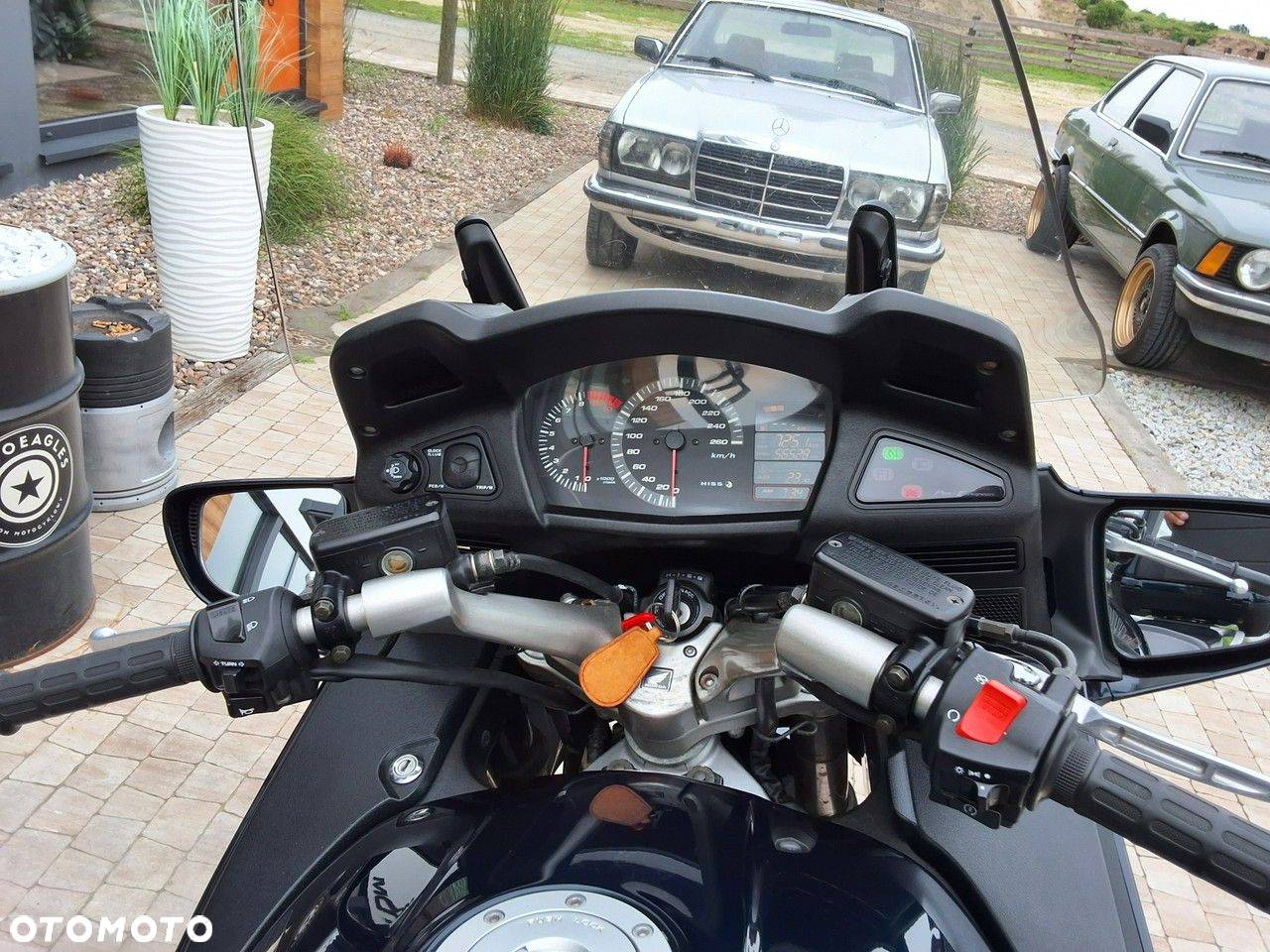 Honda ST - 10