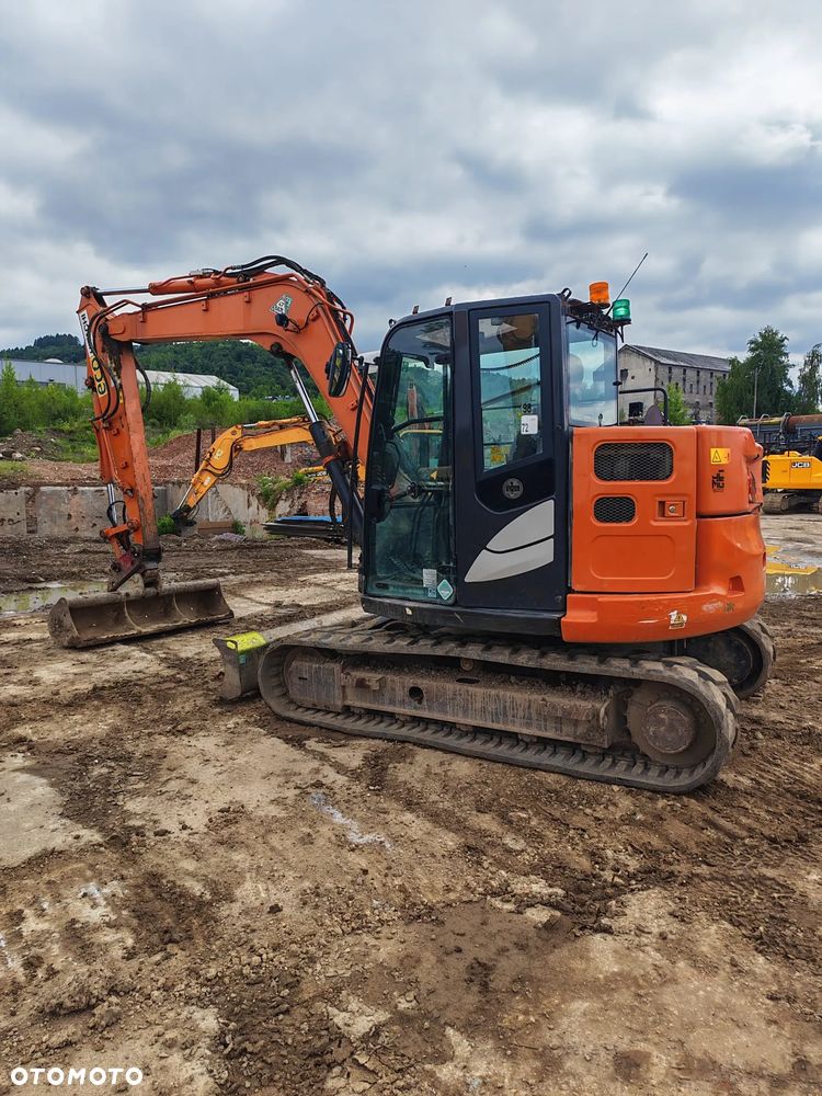 Hitachi ZX 85 - 1