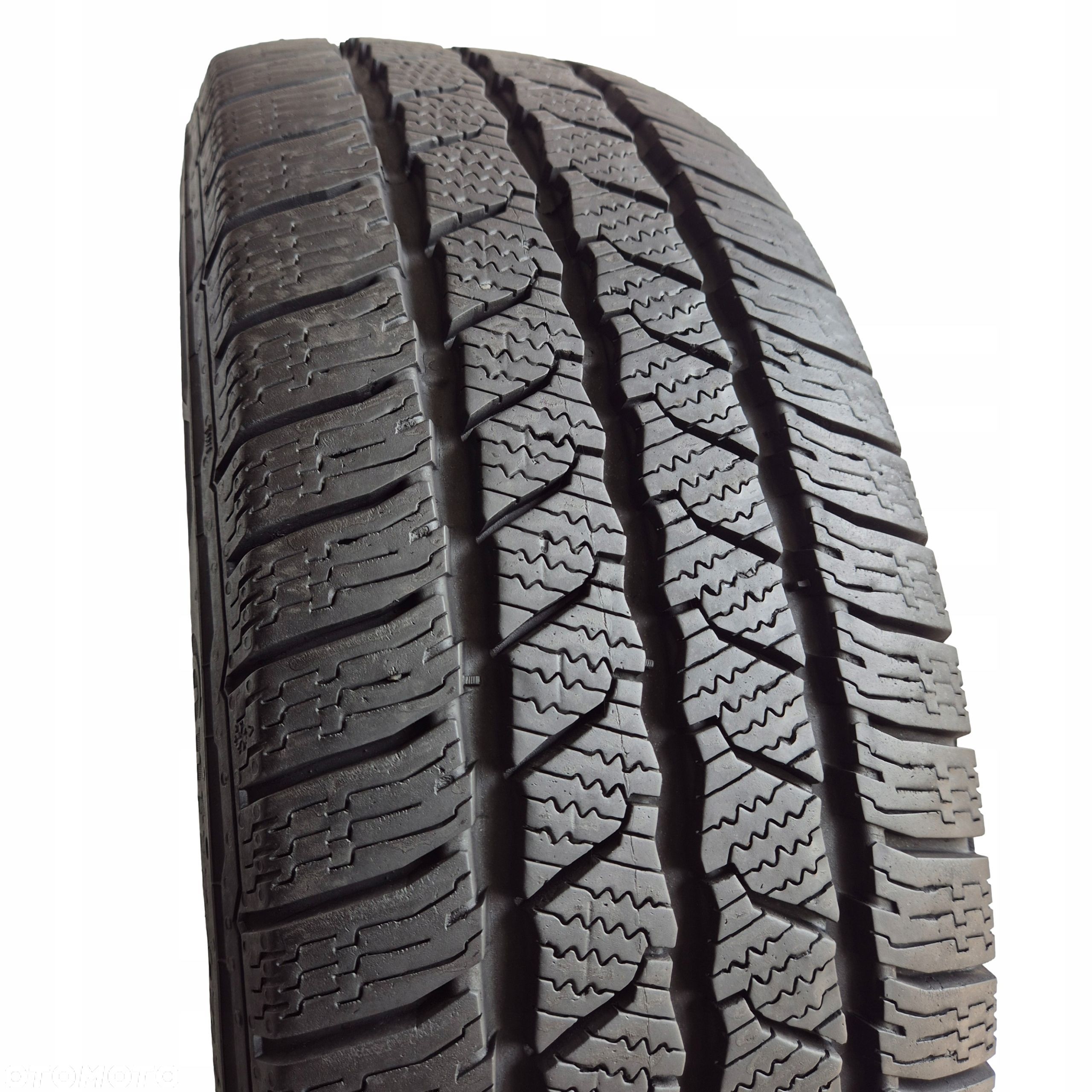 Continental vancontact winter 205/65 R16C 107/105T 9.5mm 2022 - 1