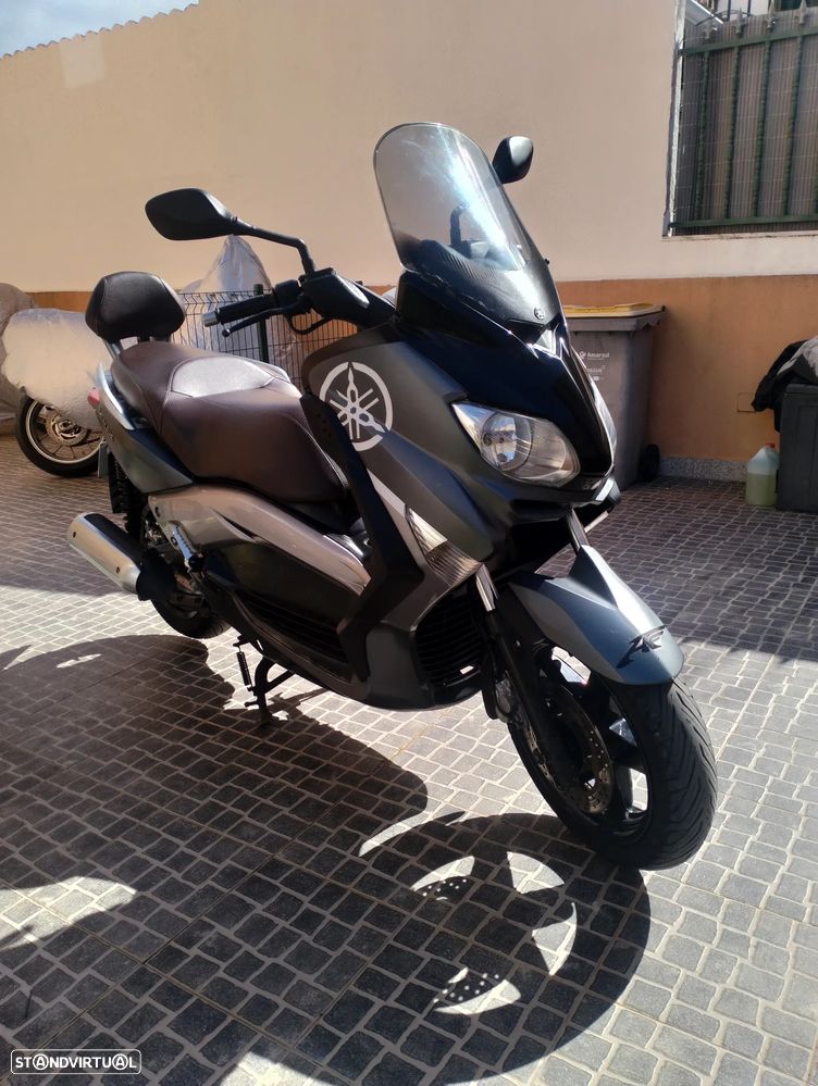 Yamaha X-Max - 2