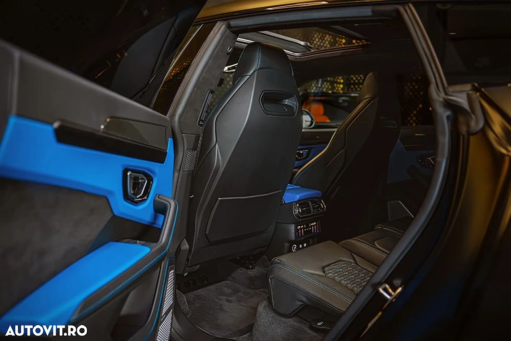 Lamborghini URUS Standard - 15