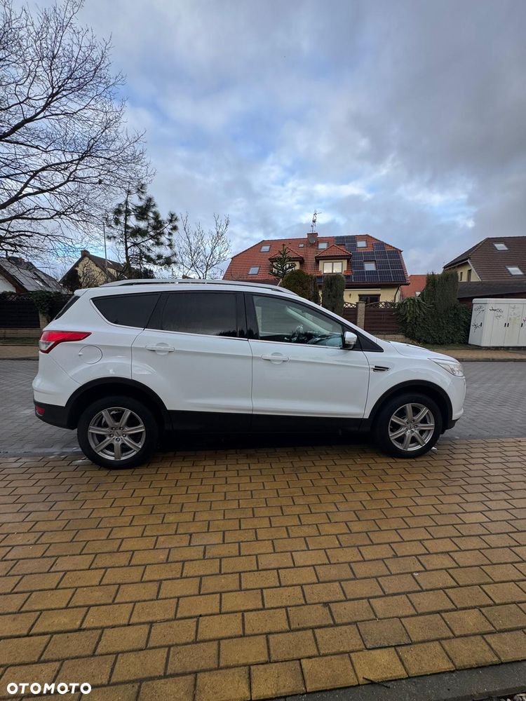 Ford Kuga - 38