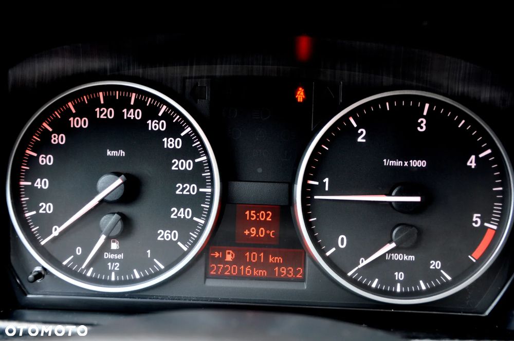 BMW X1 xDrive23d - 39