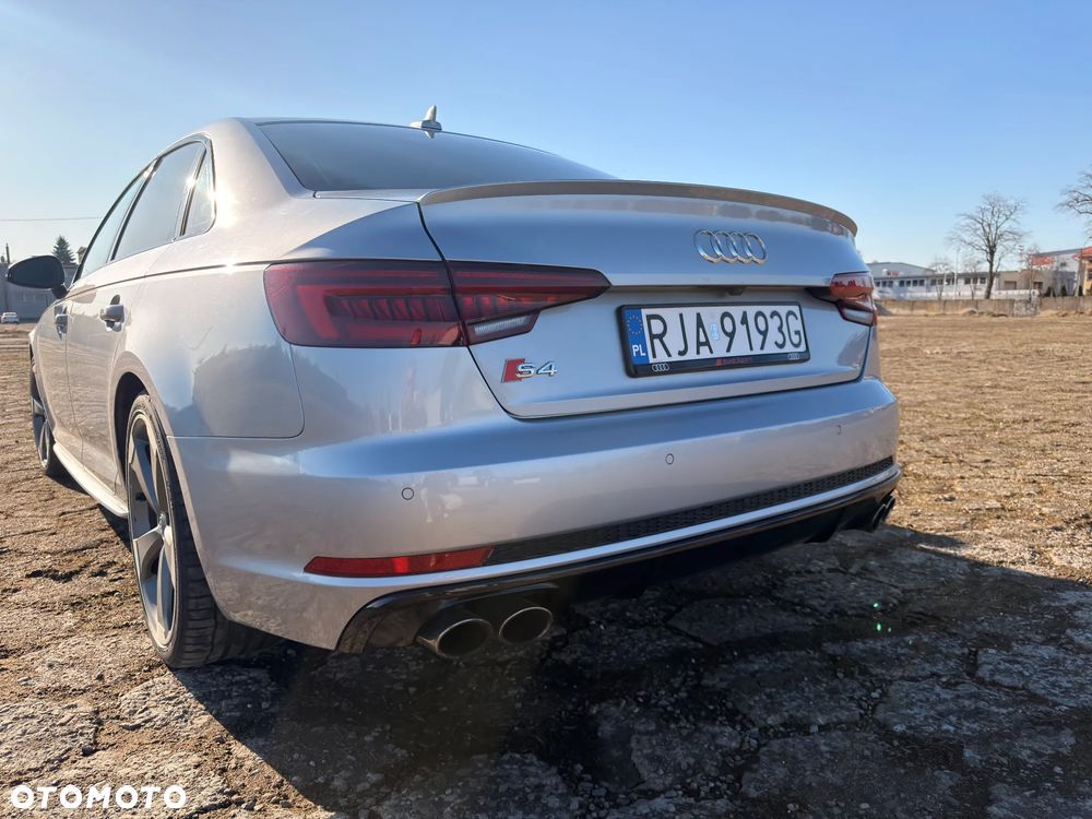 Audi S4 Limousine - 9