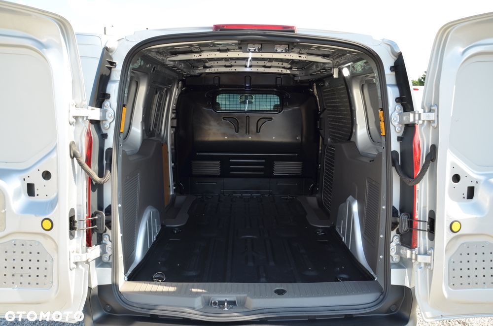 Ford Transit CONNECT - 19