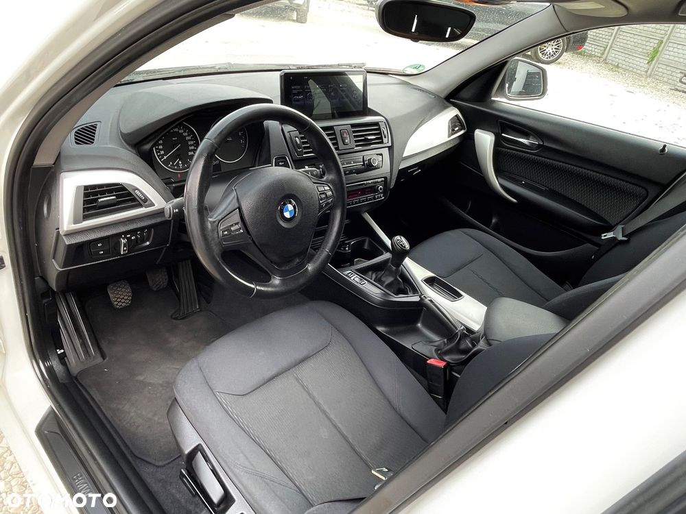 BMW Seria 1 118i Sport Line - 34