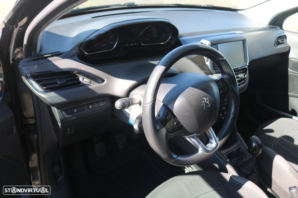 Peugeot 208 1.4 HDi Active - 5
