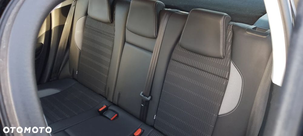 Peugeot 2008 PureTech 110 Stop&Start Active - 19