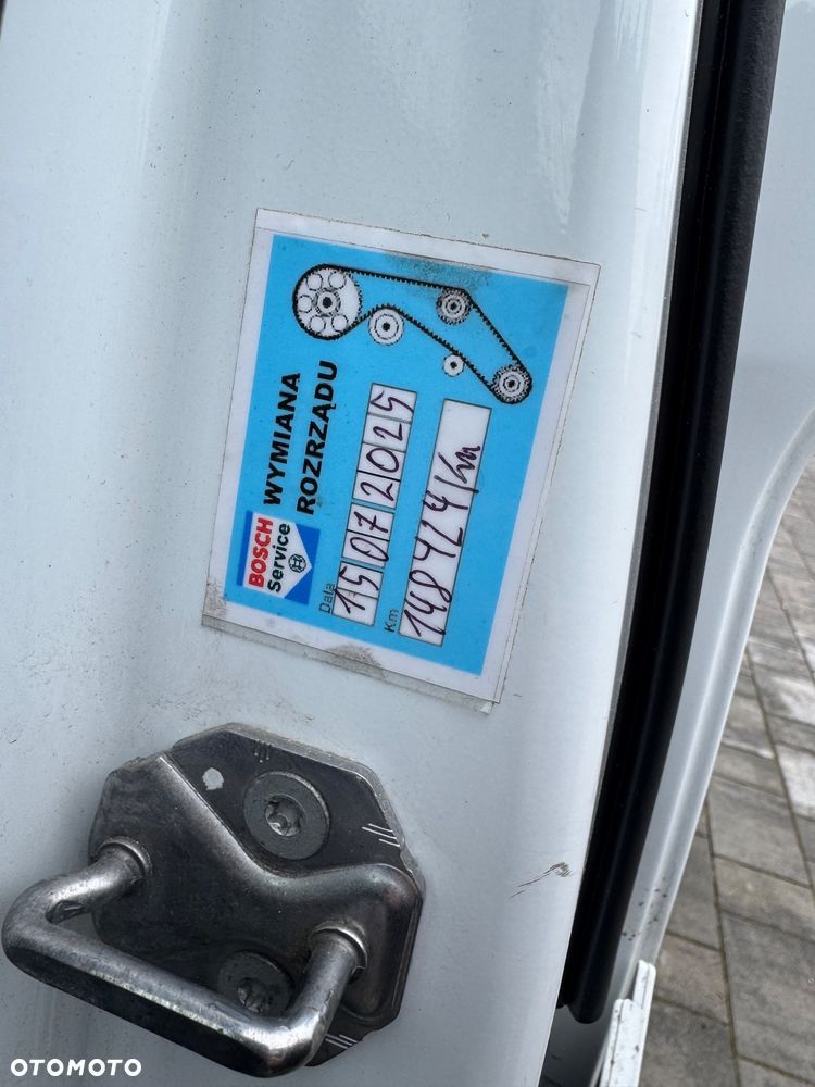 Ford TRANSIT CUSTOM - 10