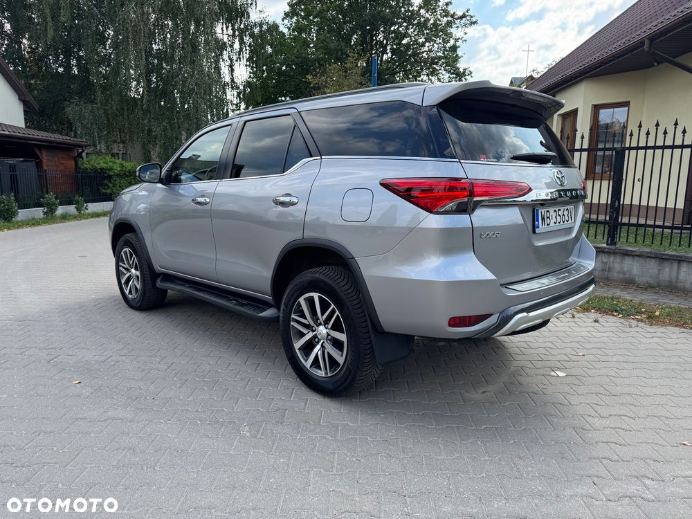 Toyota Fortuner - 5
