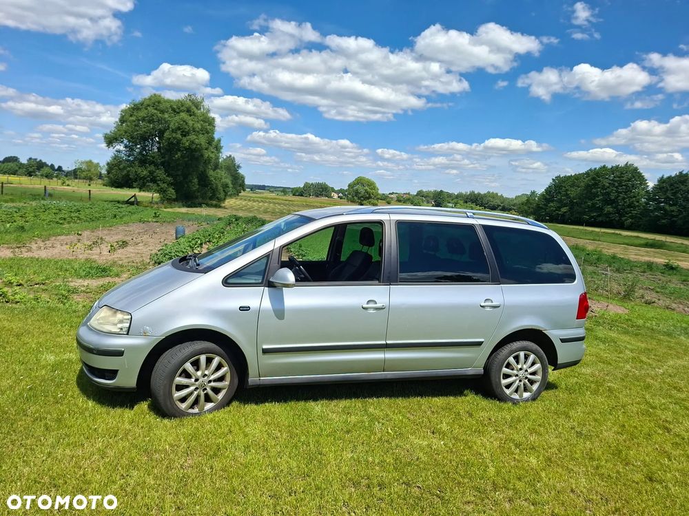 Volkswagen Sharan 1.9 TDI Basis - 2