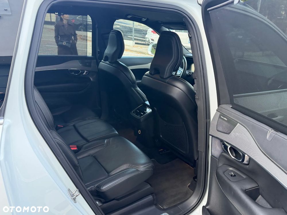 Volvo XC 90 D5 AWD Geartronic RDesign - 36