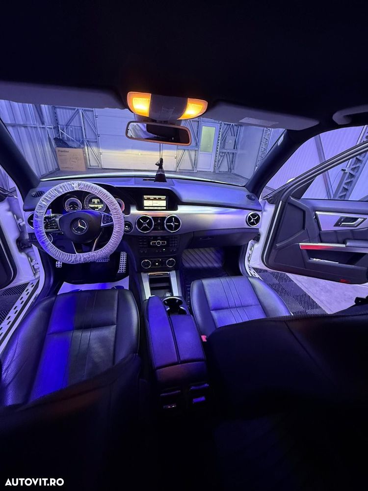 Mercedes-Benz GLK 350 CDI 4Matic (BlueEFFICIENCY) 7G-TRONIC - 15