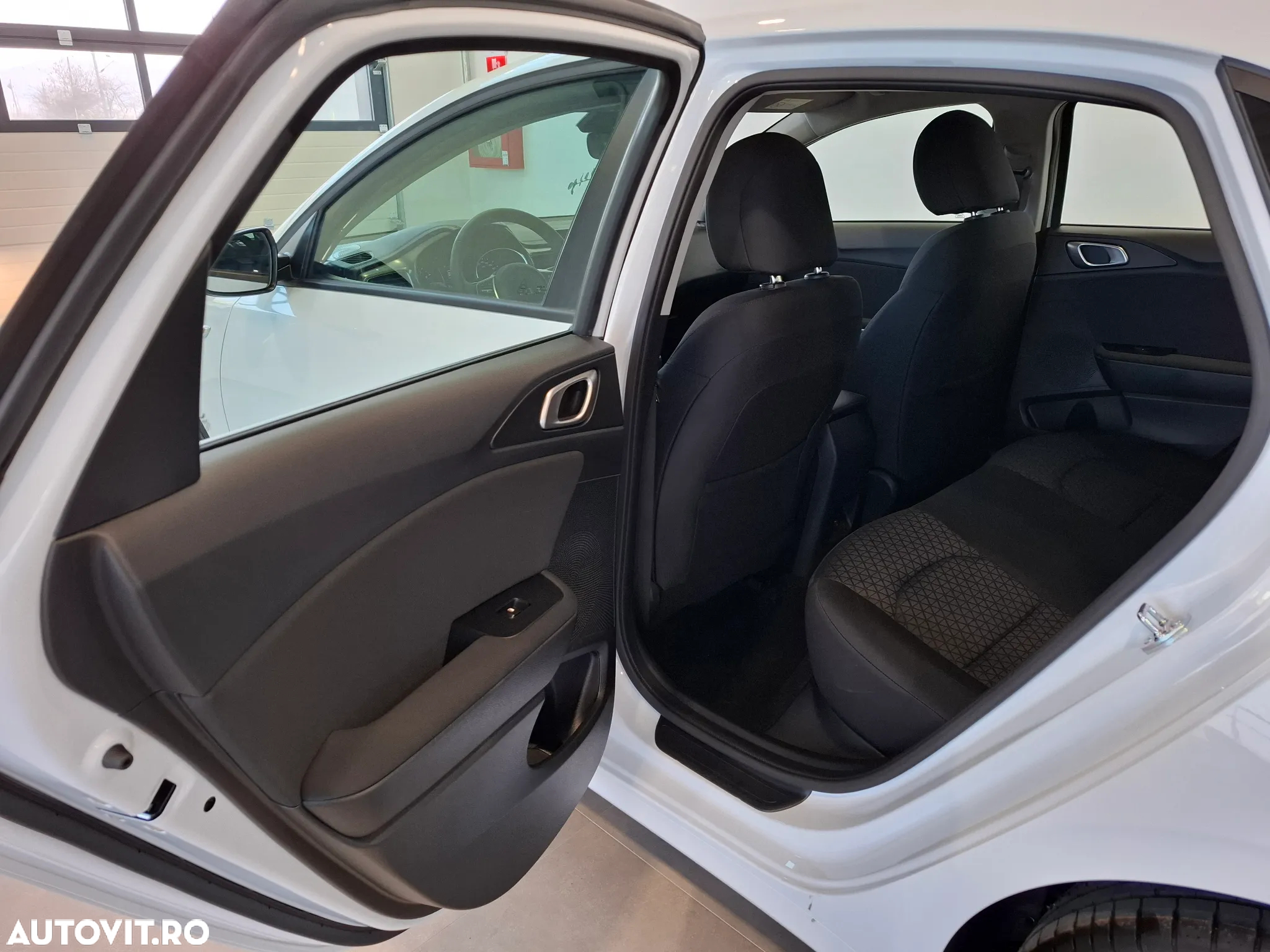 Kia Ceed 1.5 T-GDI 6MT Best - 23
