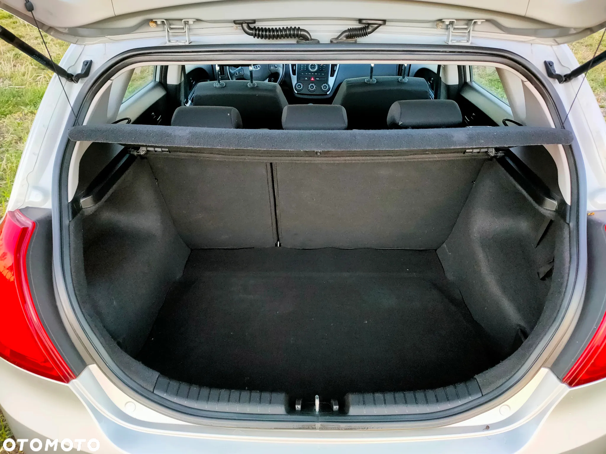 Kia Ceed 1.4 CVVT Attract - 31